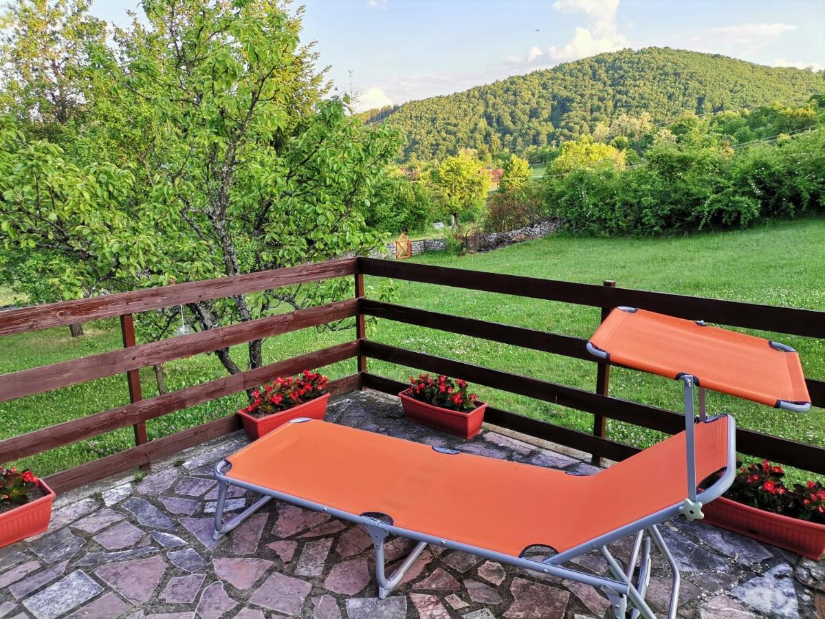 Srdica Kuca Villa Trnava  Luaran gambar